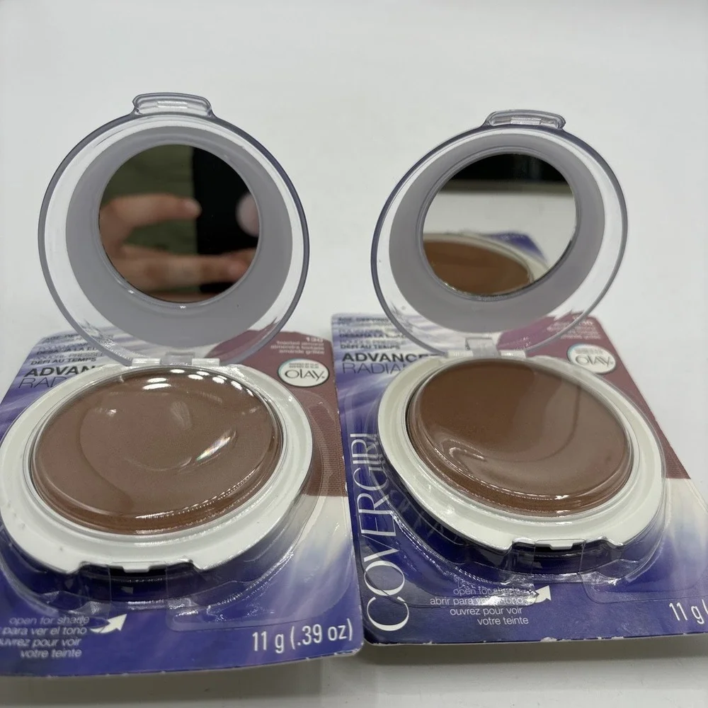 Covergirl Pressed Powder 130 Toasted Almond LOT 2 NEW Advanced Radiance Talc NIP